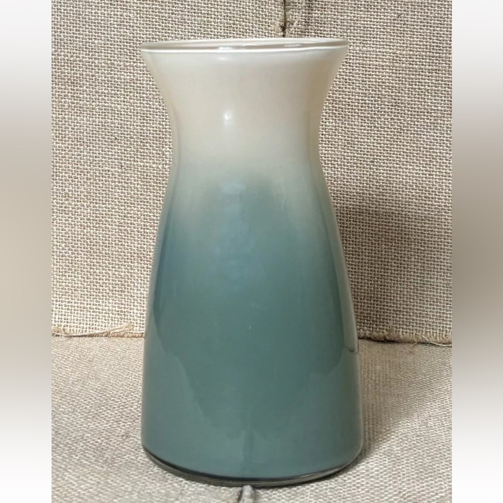 Cream Sage Glass Vase 6 1/4 Inches Boho Neutral Cottage Goblin Core Fairy Grunge - Picture 1 of 4